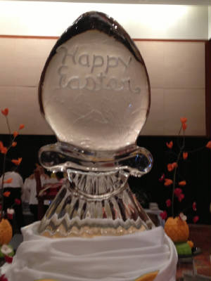Easter egg ice carving